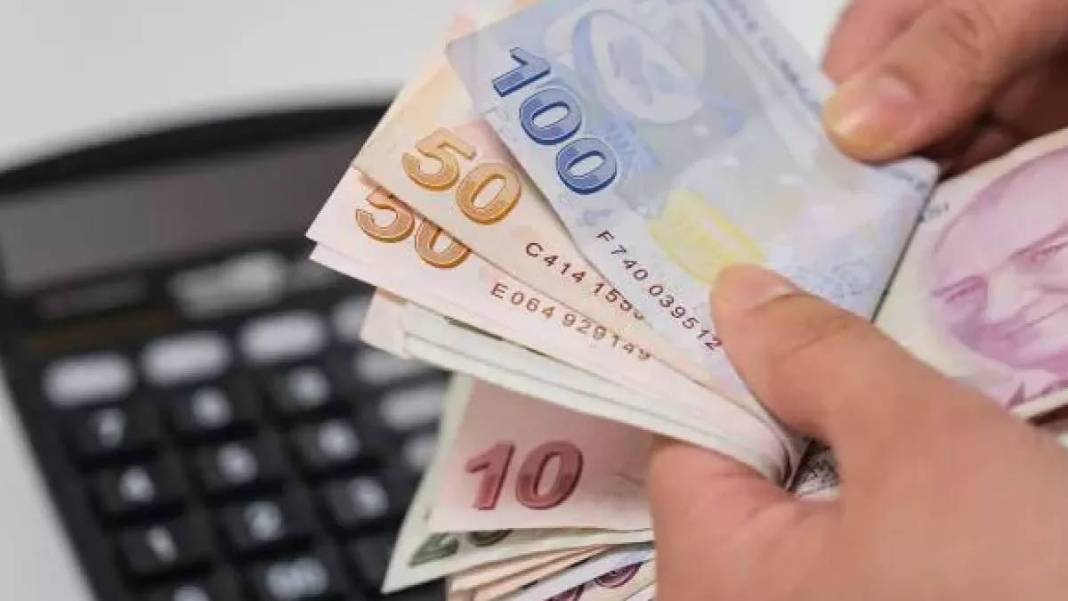 42 yaşında emeklilik geliyor! 2023'e girerken milyonlarca kişiye iyi haber: EYT tartışmalarının ardından flaş düzenleme 4